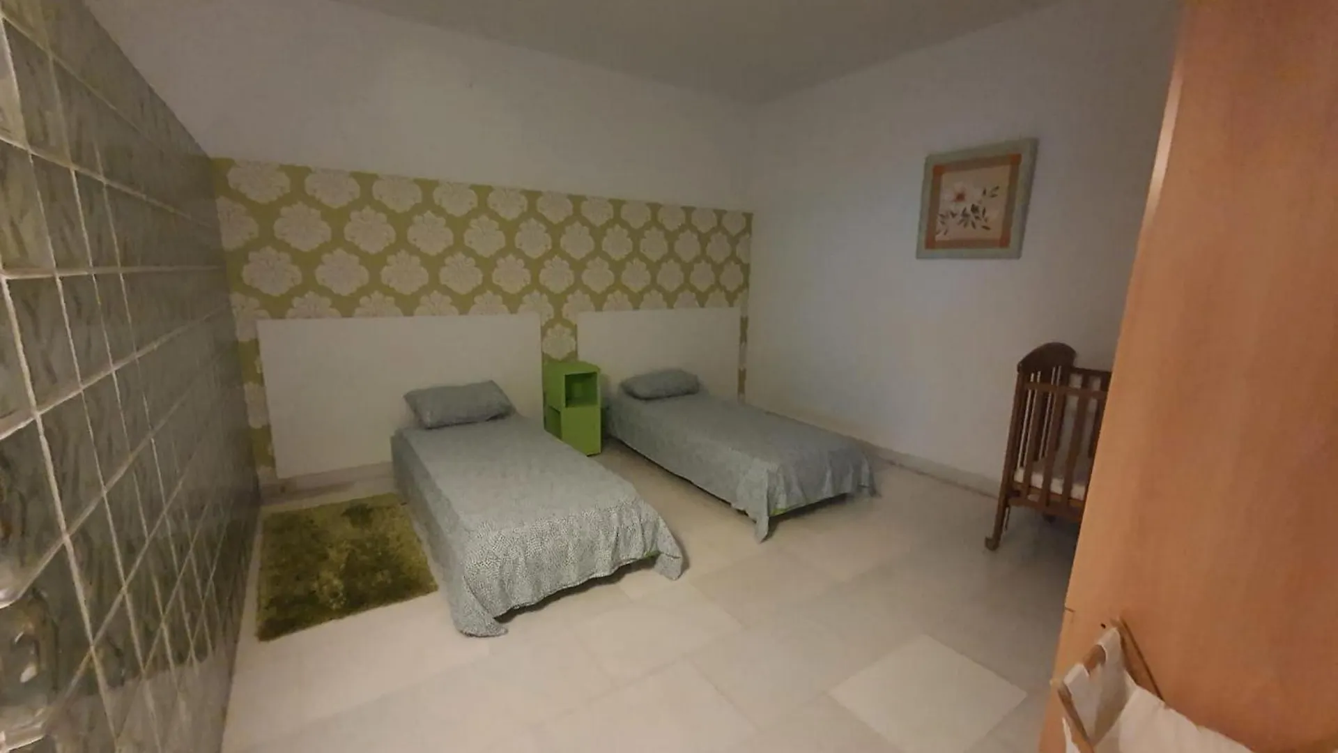 5-Bedroom Villa In Playa Del Duque Costa Adeje 0*,  İspanya